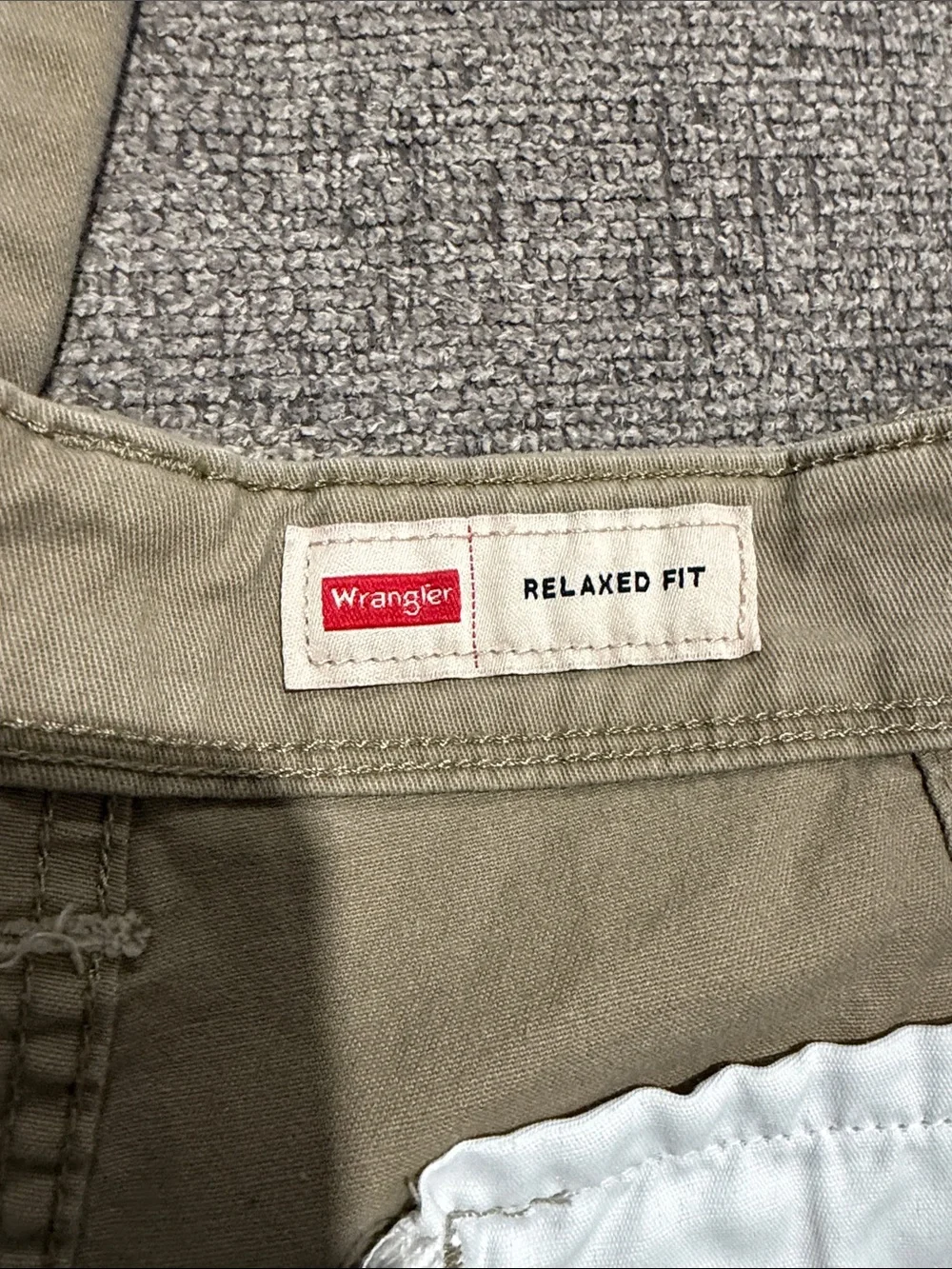 Wrangler Men's Cargo Pants in Light Khaki
